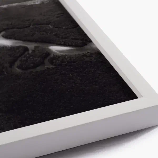 An ocean in between the waves — white frame detail