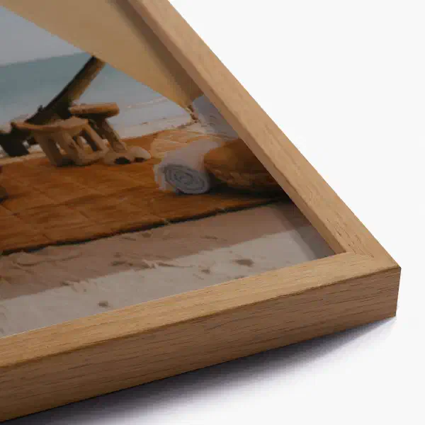 I walk the shore — oak frame detail